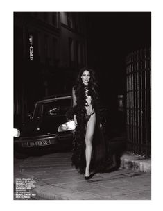 Обнажённая грудь Мари Жиллен появилась в журнале Lui