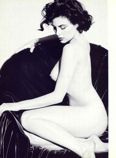 Шерилин Фенн разделась  в журнале Playboy фото #6