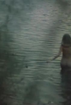 Голая попка Анжелики Неволиной в фильме «Парад планет», 1984