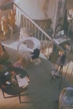 Голая грудь Дины Корзун в фильме «Страна глухих», 1998