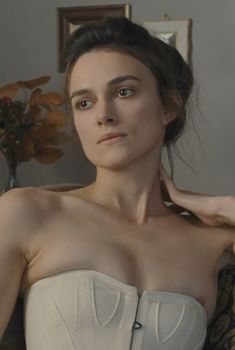 Голая Кира Найтли в фильме «Опасный метод», 2011