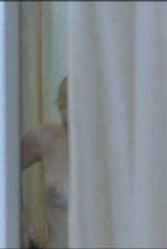 Дебора Франсуа засветила грудь в фильме «Ассистентка», 2006