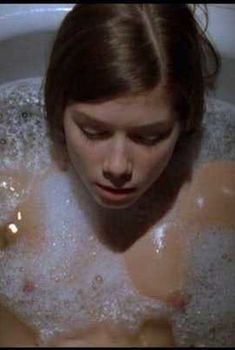 Голая Никки Сандерсон в фильме «Бугимен 3», 2008