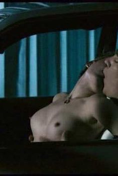 Голая Николя Пейдж в фильме «Восхождение пехотинца», 2007