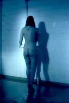 Голая Рикка Ниеми в фильме «Команда скелетов», 2009