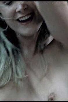 Голая Робин Палмер в сериале «Джекил и Хайд», 2015