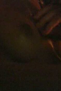 Голая Роуз Роллинз в сериале «Секс в другом городе», 2004