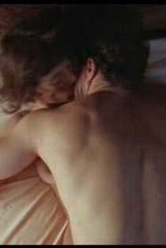 Голая Рэйчел Уорд в фильме «После наступления темноты, моя дорогая», 1990