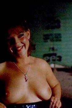 Голая Саския Тен Батенбург в фильме «Заводные», 1979