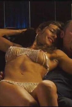 Голая Соня Дубелл в фильме «Спокойной ночи», 2005