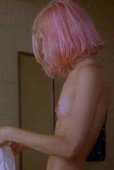 Голая Сэльма Блэр в фильме «Сказочник», 2001