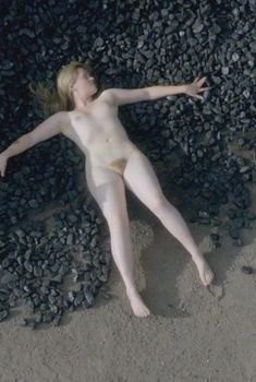 Голая Таня Карлин в фильме «Нимфоманка. Часть 2», 2013