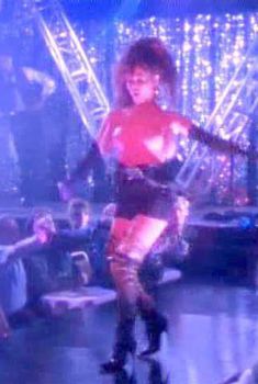 Голая Таня Мун в фильме «Сансет Стрип», 1993