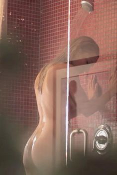 Голая Тина Каскиани в фильме «Сил», 1963