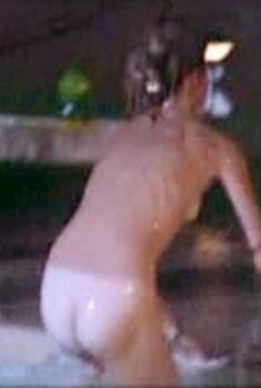 Голая Тиффани Хельм в фильме «О Си и Стигги», 1985