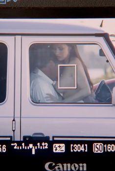 Голая Тони Эмбер Янг в сериале «Декстер», 2006