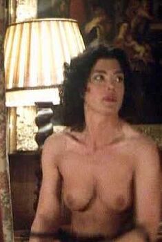 Голая Филиппа Уилсон в фильме «Принц студент», 1954