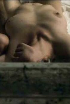 Голая Хагар Бен-Ашер в фильме «Шлюха», 2011