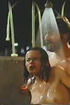 Голая Хелена Бонем Картер в фильме «Музей Маргариты», 1995