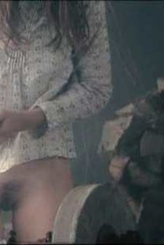 Голая Шарлотта Генсбур в фильме «Антихрист», 2009