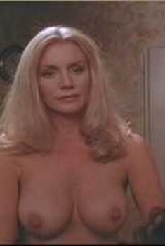 Голая Шэннон Твид в фильме «Глумление», 1994