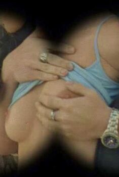 Голая Элизабет Хейден Смит в фильме «Чужой», 1979