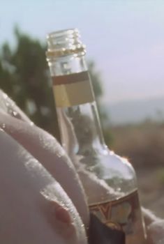 Голая Элизабет Шу в фильме «Покидая Лас-Вегас», 1995