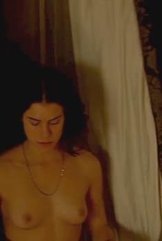 Голая Эмили Бруни в фильме «Исследуя секс», 2001