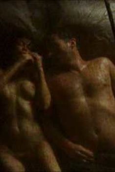 Голая Эммануэль Беар в фильме «Душа», 2008