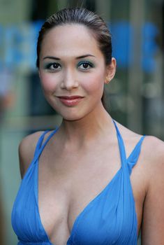 Майлин Класс без бюстгальтера на премьере фильма «Остров», 07.08.2005