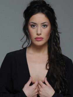 Голая Фанни Валетт