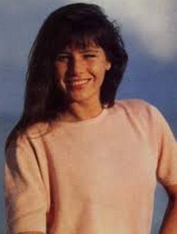 Голая Келли Браун