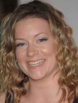 Голая Кэти Лайонс