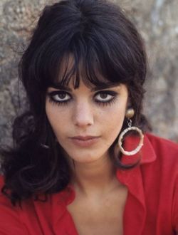 Голая Тина Омон