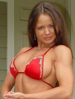 Голая Бернадетта Перес