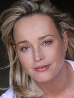 Эллисон Маки