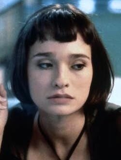 Голая Элина Ловенсон