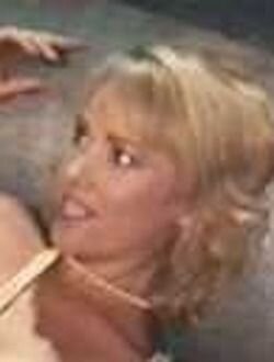 Голая Элизабет Сандифер