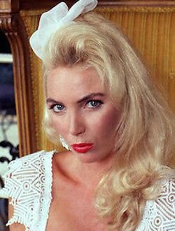 Голая Шелли Мишель