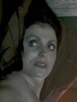 Голая Чарли Эванс