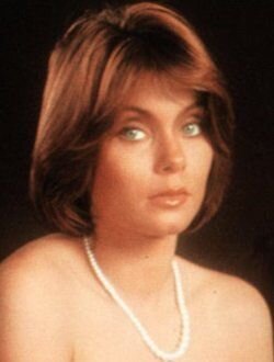 Голая Харли МакБрайд