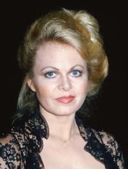 Сэлли Стразерс