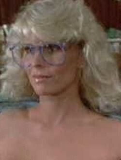 Голая Сью Баузер