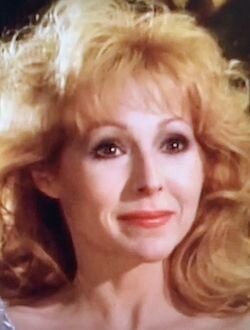 Голая Сисси Кэмерон