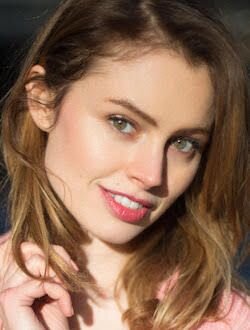 Сара Винтер