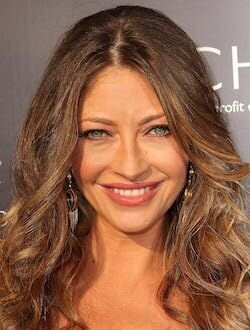 Голая Ребекка Гэйхарт