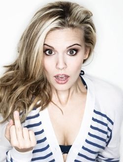 Голая Мэгги Грэйс